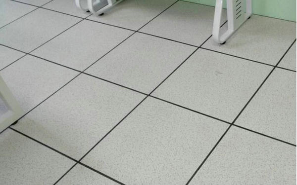 防靜電架空地板是如何做到防靜電的呢？