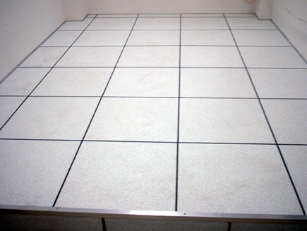 全鋼防靜電地板有邊和無邊的差異性