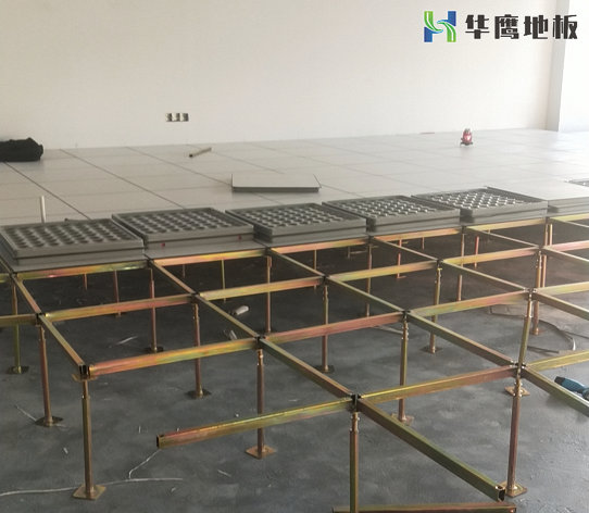 如何保障抗靜電地板的施工質量？