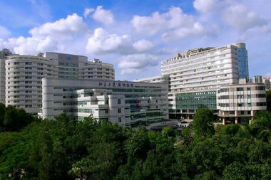 北大深圳醫學院（防靜電地板）