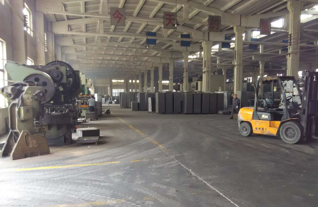 華鷹機房設備有限公司