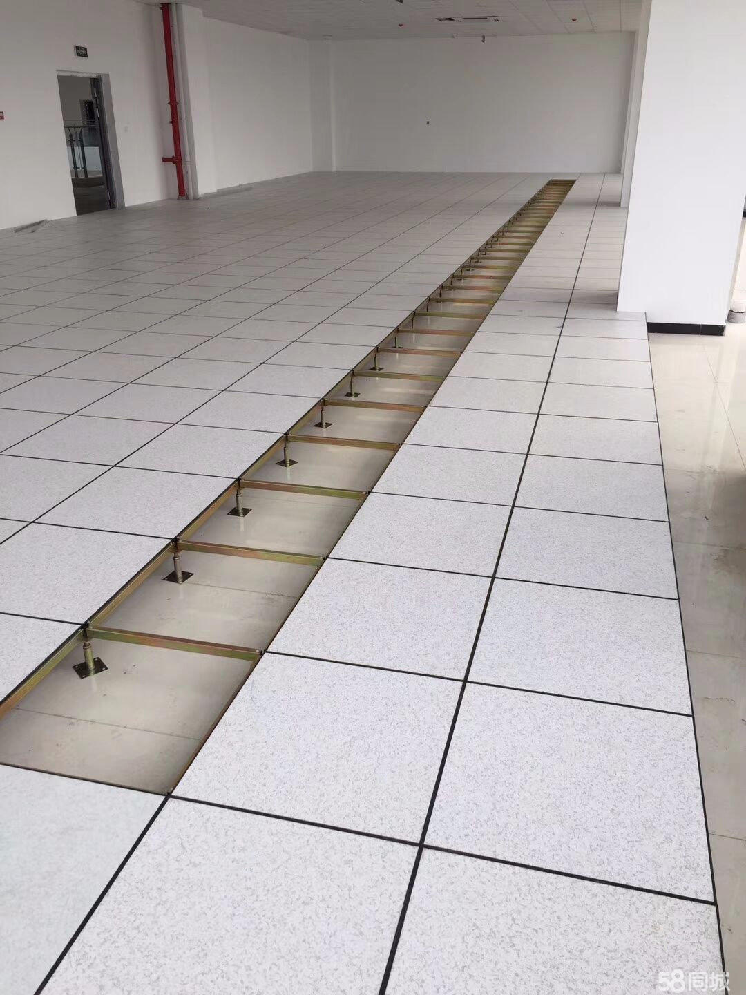 防靜電架空地板安裝注意事項(xiàng)