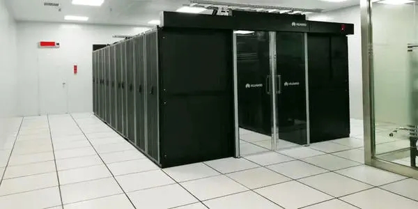 防靜電機(jī)房地板