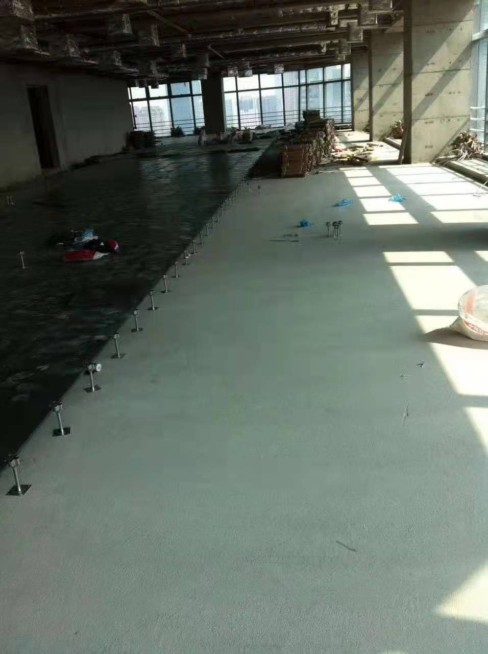 架空地板支架多少錢一個？